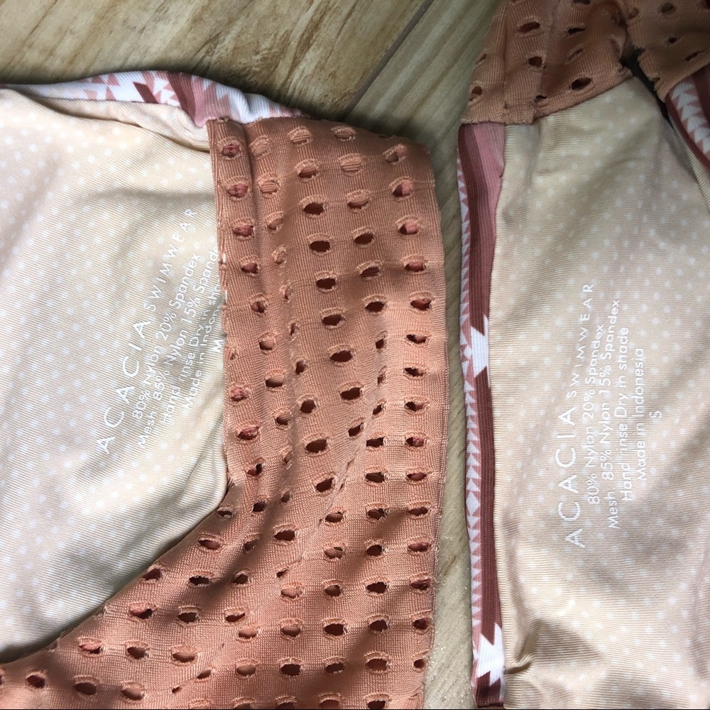 Acacia Set - Picture 2 of 3